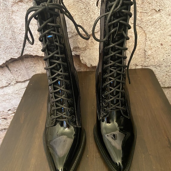 Django & Juliette Black Patent Tall Lace Up Boots NEW - Picture 2 of 7